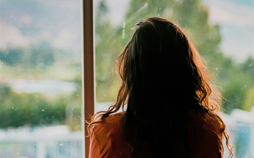 Why We Fall for People We Can’t Have