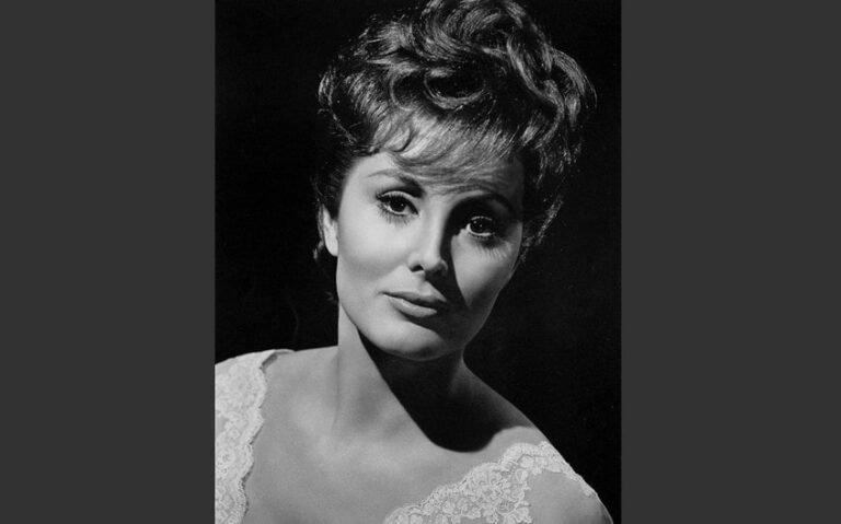 Charlene Holt Net Worth