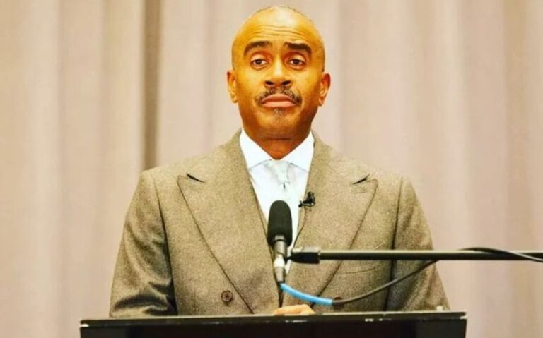 Pastor Gino Jennings Net Worth