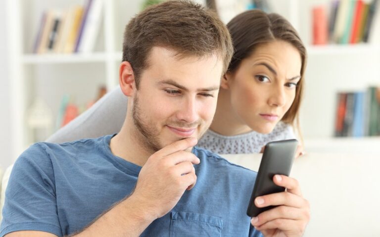 signs that my boyfriend is gay