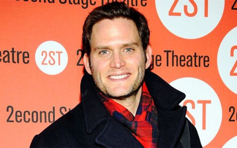steven pasquale net worth