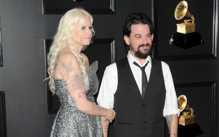 shooter jennings wife misty swain