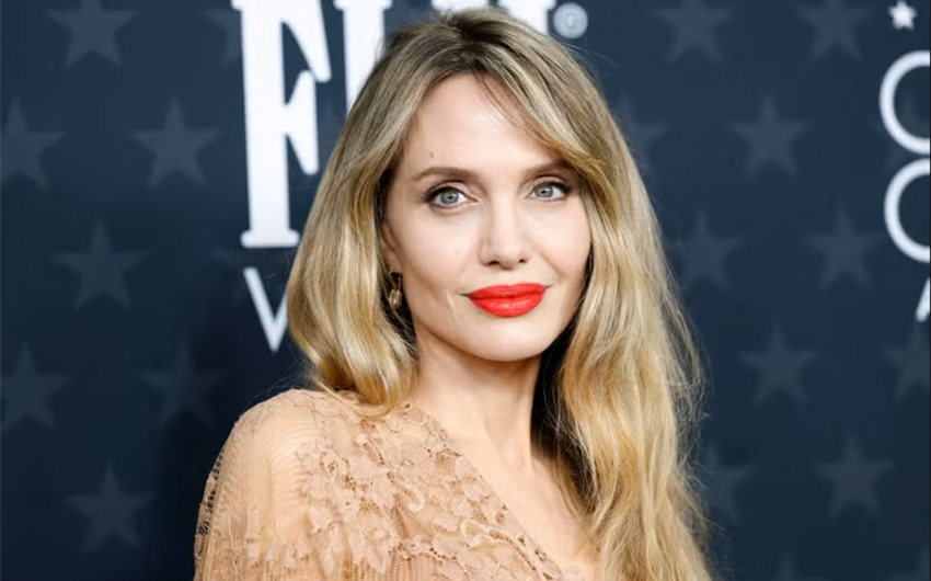 what's angelina jolie's net worth